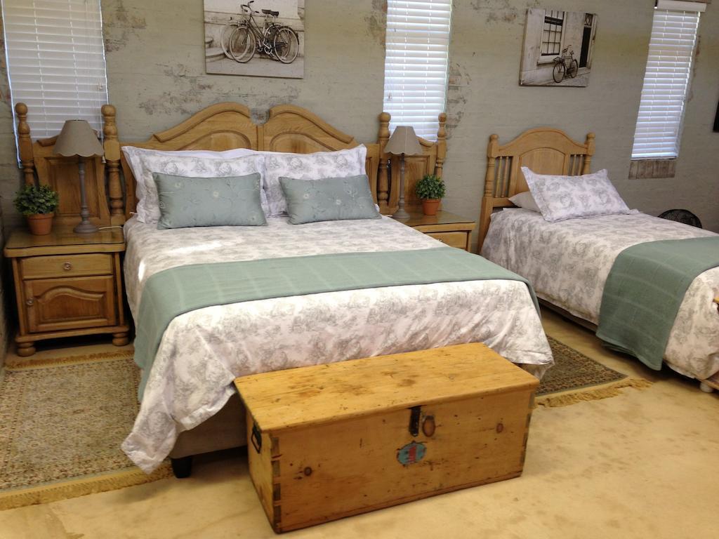 Anne'S Place Почефструм Номер фото